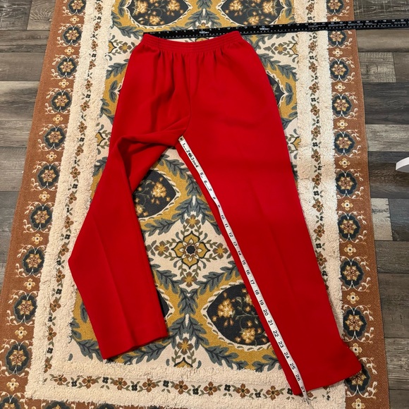 Alfred Dunner Petite Red Pants - Picture 9 of 9